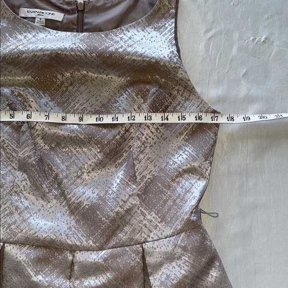 Vintage Evan Picone Silver & Tan Fit & Flare Dress Metallic Texture Belted Sz 6 - Picture 8 of 12